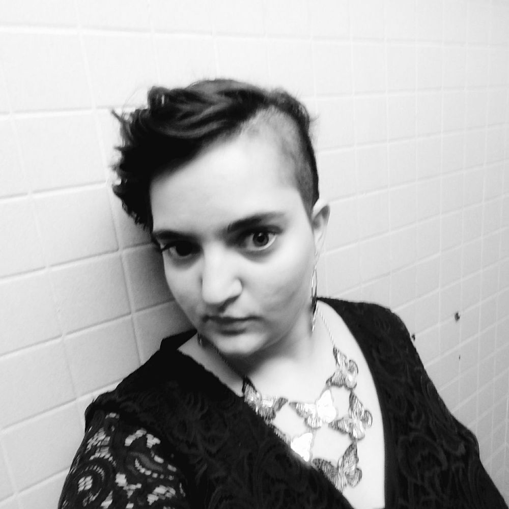Meet your Posher, Charissa